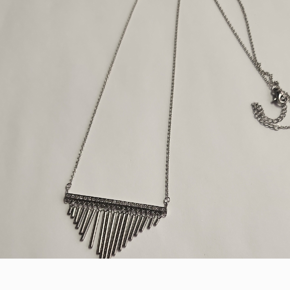 Silver Geometric Fringe Necklace with Matte Finish